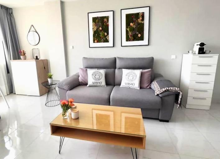 Con Piscina Y Aire Acondicionado Apartament